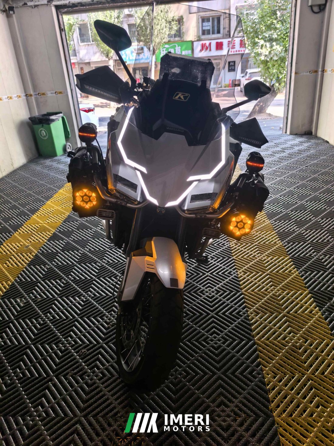 Zontes 703F 700 cc - мотоцикл из Китая