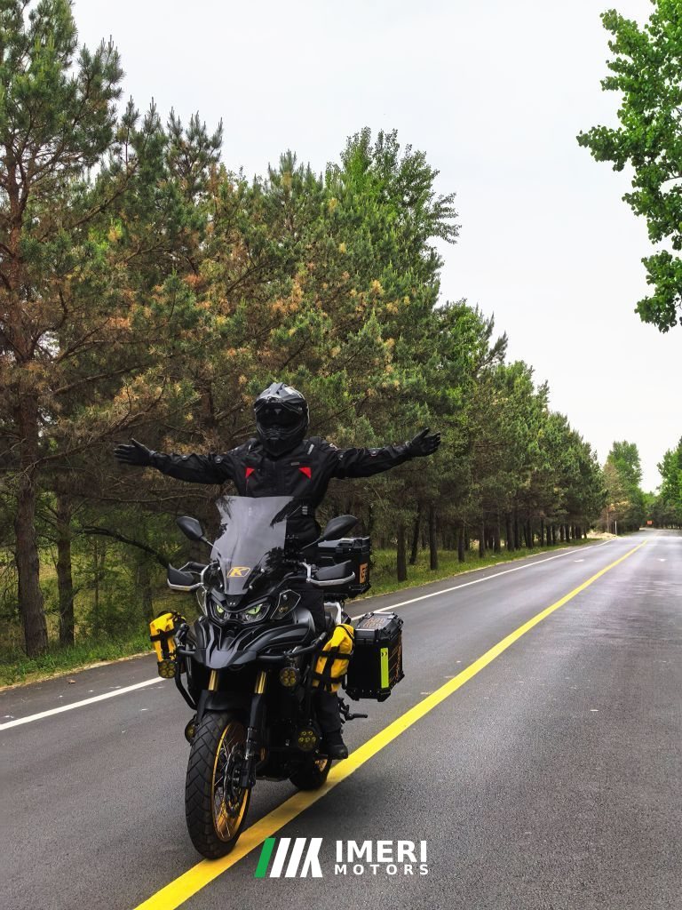 2025 Benelli TRK702 700 cc