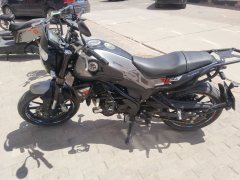 Benelli Leoncino 250 - фото 3