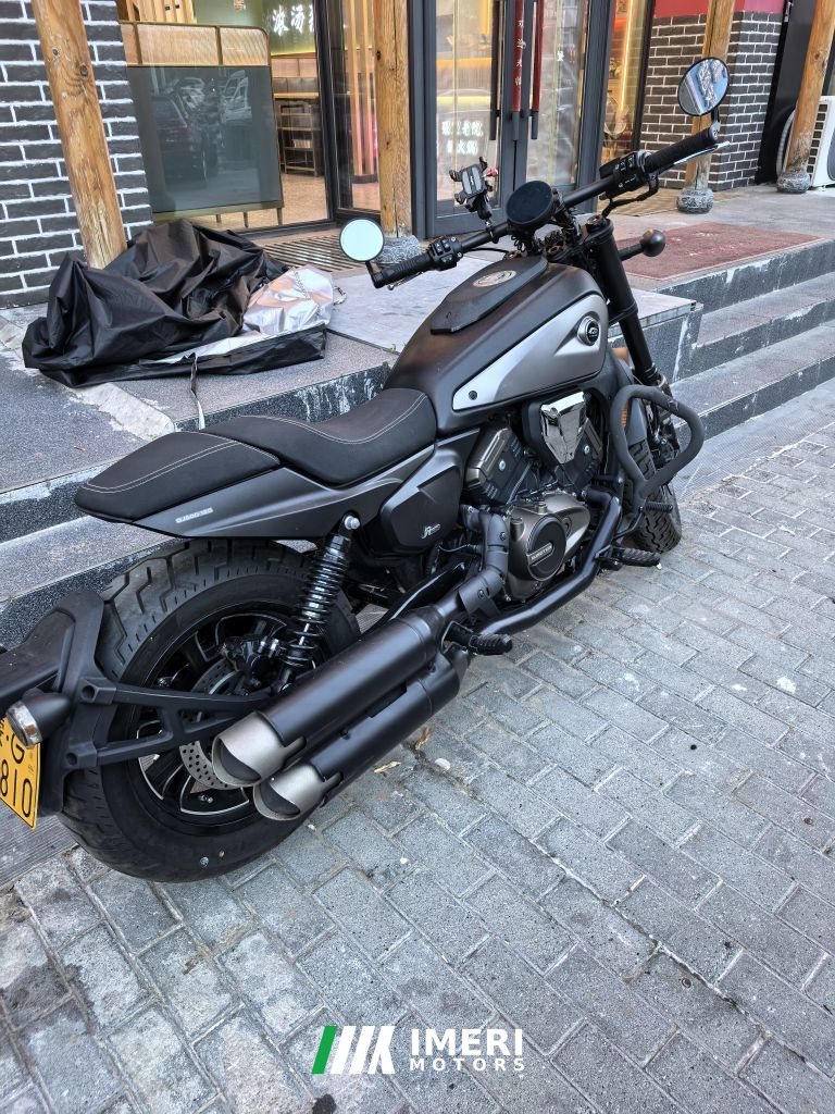 QJMOTOR 600 560 cc - мотоцикл из Китая