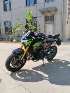 Kawasaki Z900 950 cc - фото 3