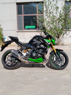 Kawasaki Z900 950 cc - фото 4