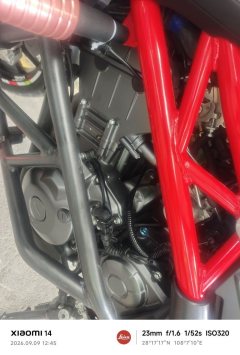 Benelli TNT 300 / BN 302S - фото 6
