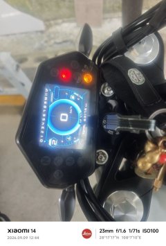 Benelli TNT 300 / BN 302S - фото 7