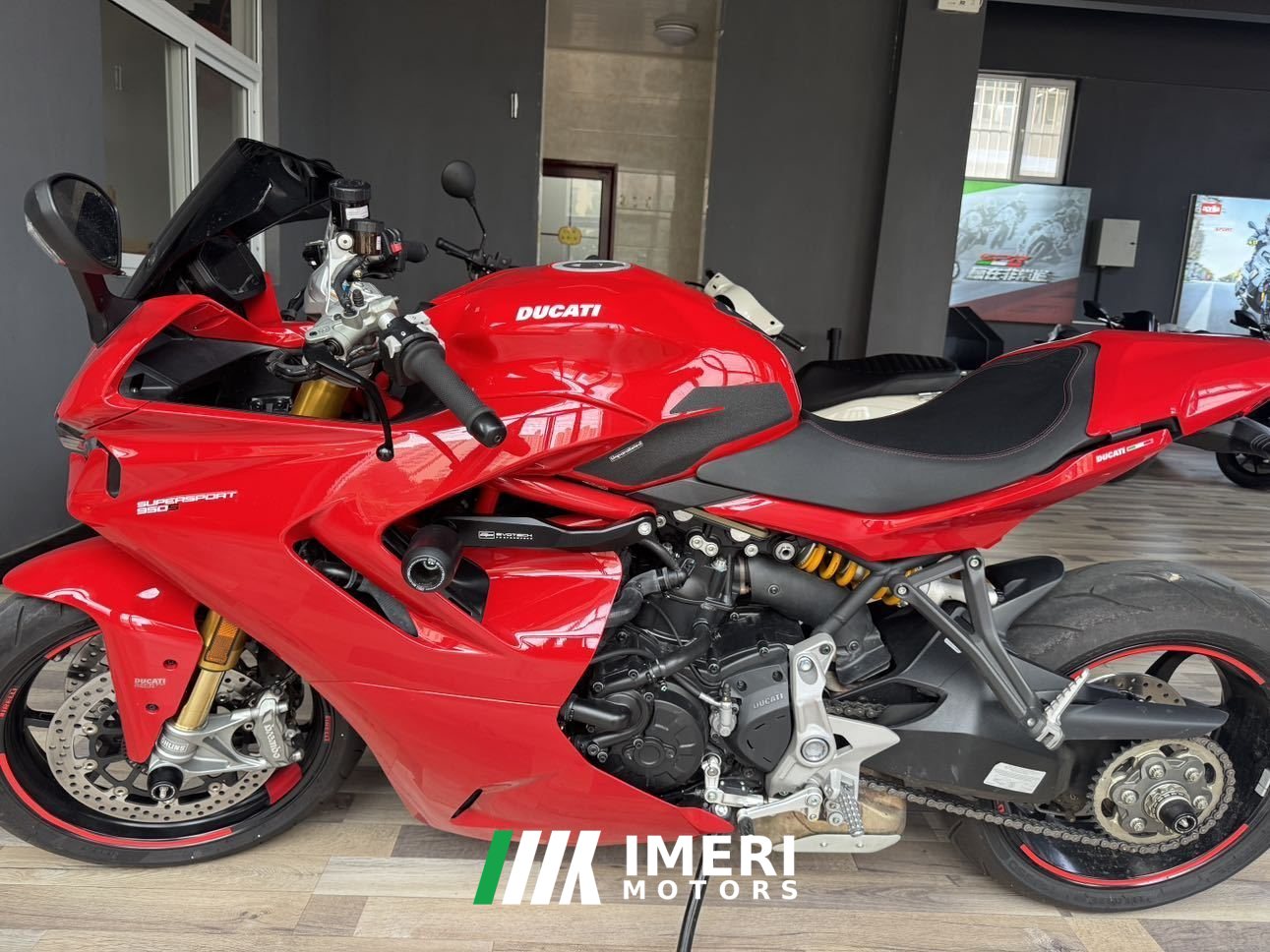 2022 Ducati SuperSport 950 cc