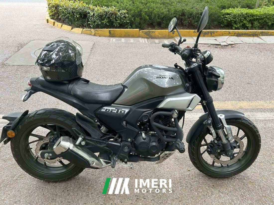 Sundiro Honda CBF190TR - мотоцикл из Китая