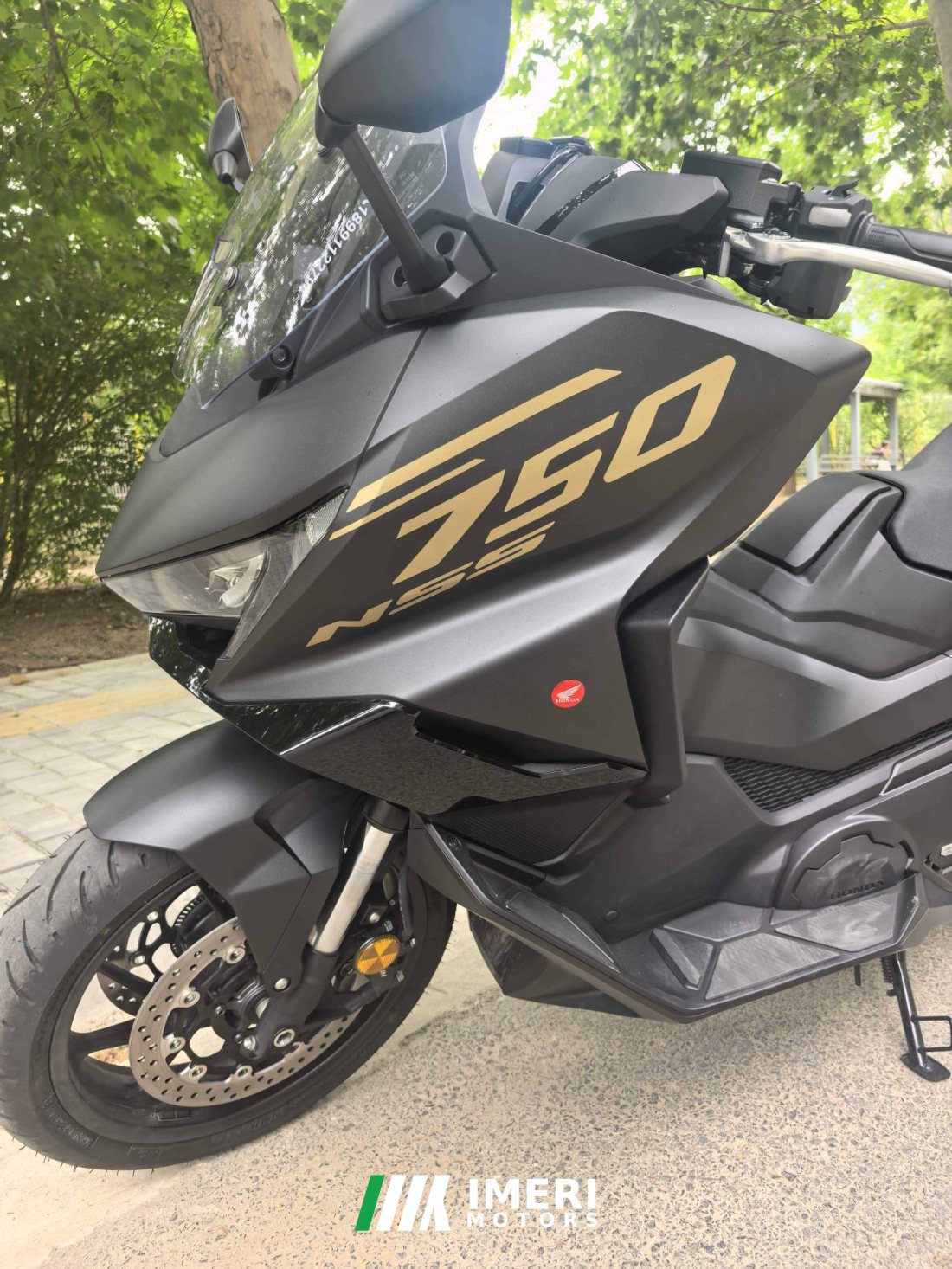Honda NSS750 - мотоцикл из Китая