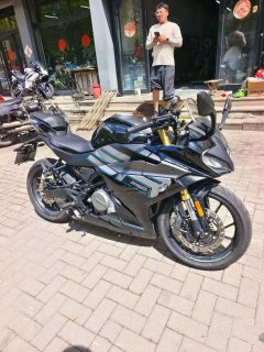 CFMOTO 250SR - фото 3