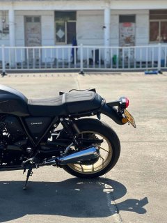 Honda CB1100 - фото 10