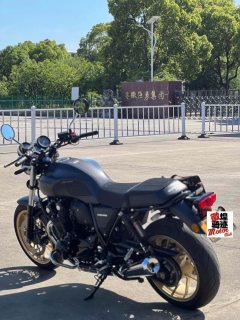 Honda CB1100 - фото 12