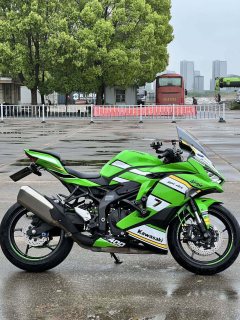 Kawasaki ZX-4R 400 cc - фото 1