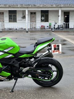 Kawasaki ZX-4R 400 cc - фото 11