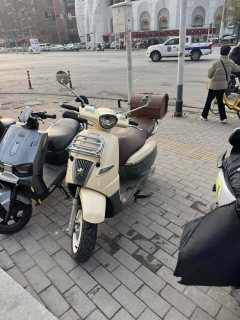 Peugeot DJANGO 150 cc - фото 3