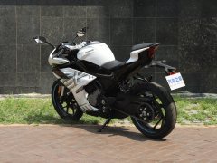 CFMOTO 250SR - фото 5