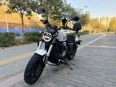 QJMOTOR Flash 300 - фото 3