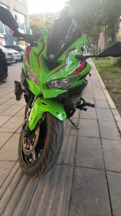 Kawasaki ZX-4R 400 cc - фото 2