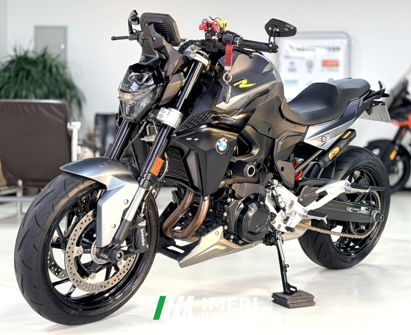 2024 BMW F 900 R