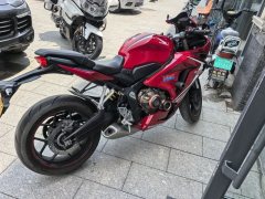 Honda CBR650R - фото 1