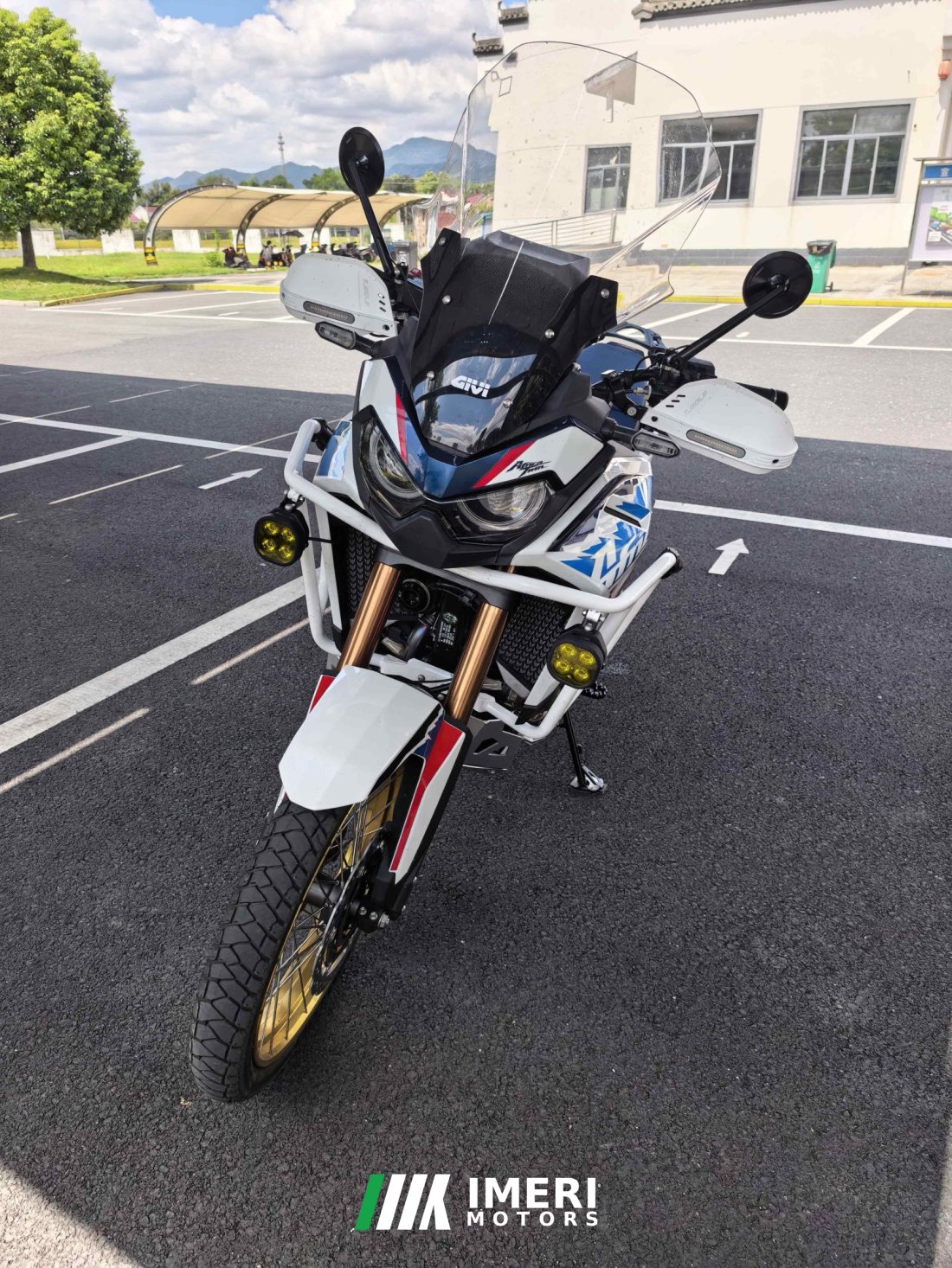 Honda CRF1100L Africa Twin - мотоцикл из Китая