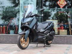 Yamaha XMAX 300 cc - фото 10