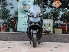 Yamaha XMAX 300 cc - фото 11