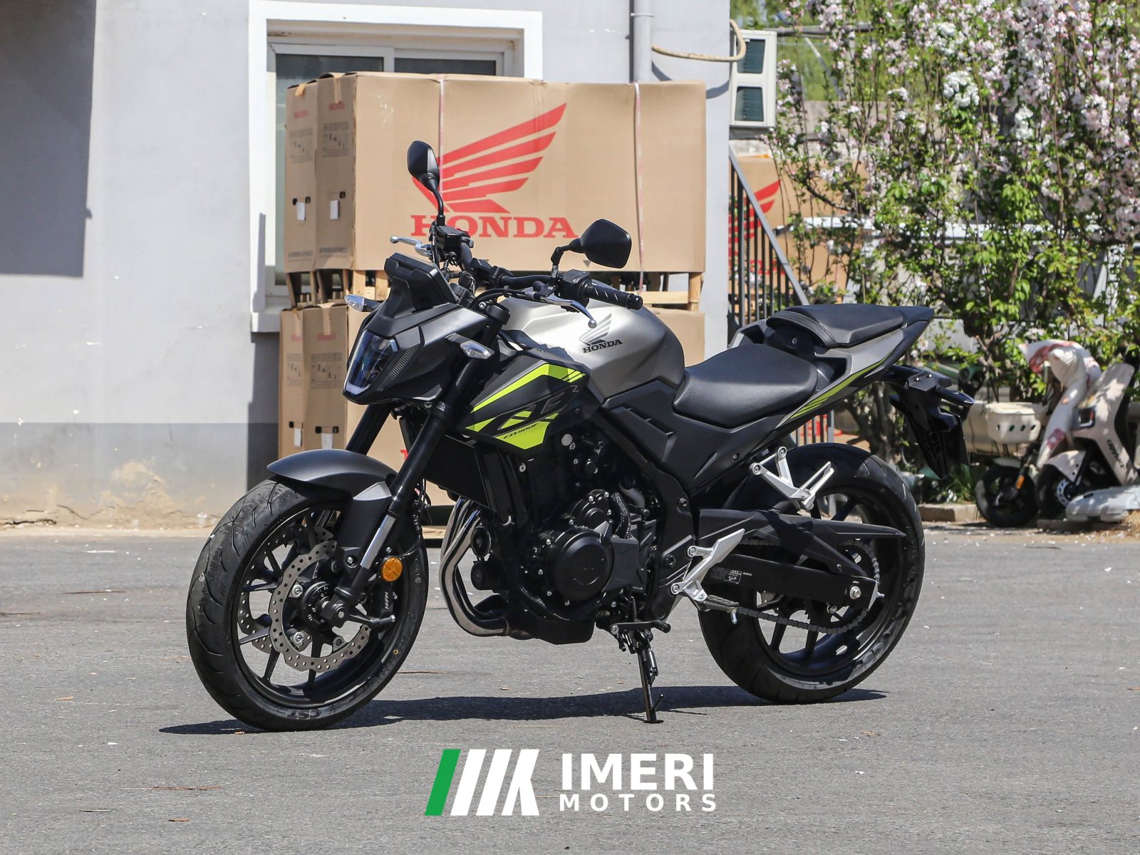 2025 Honda CB400F