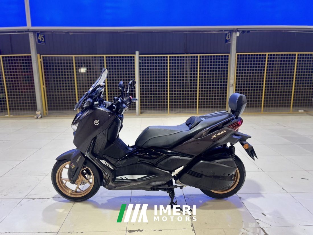 Yamaha XMAX 300 cc - мотоцикл из Китая