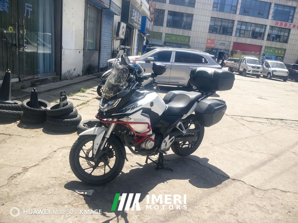 Sundiro Honda CBF190X - мотоцикл из Китая