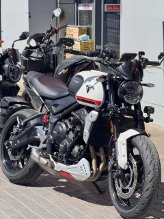 Triumph Trident 660 - фото 1