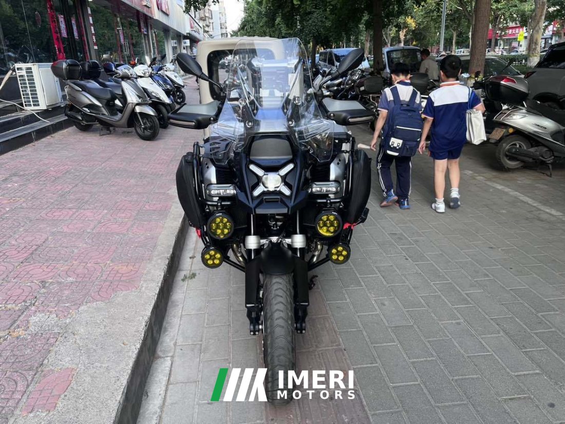 BMW R 1300 GS - мотоцикл из Китая