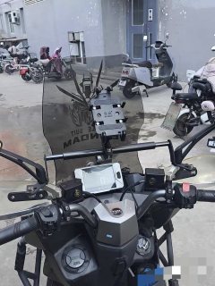 SYM Cruisym 150 - фото 1