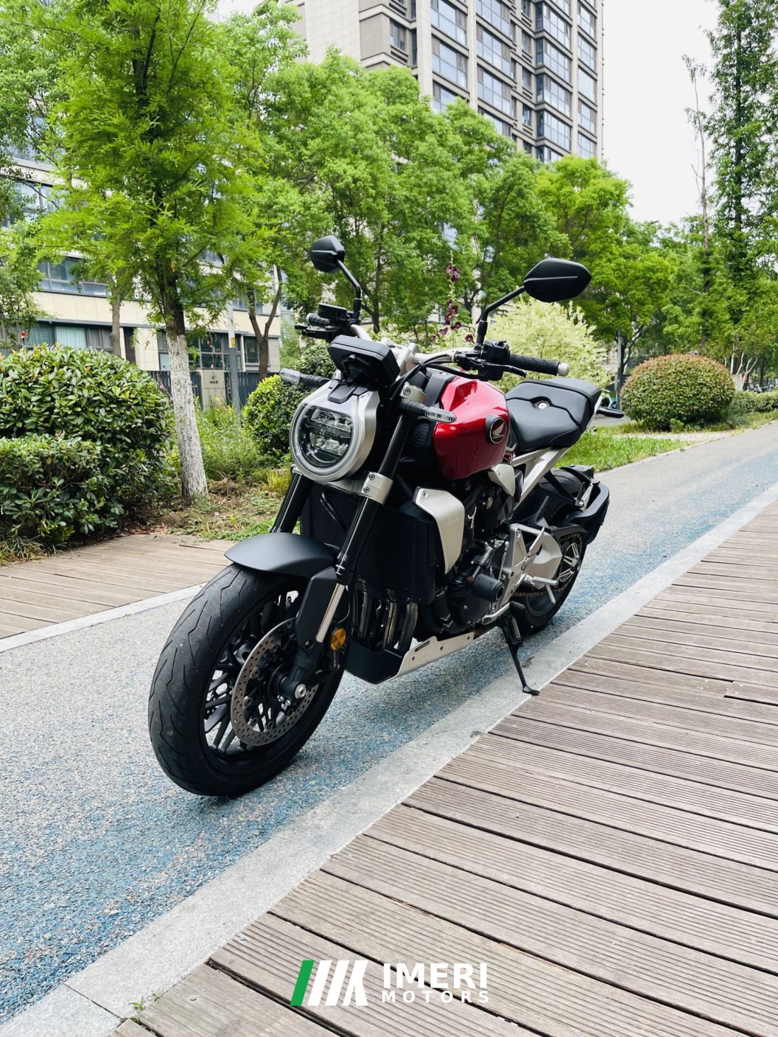 Honda CB1000R - мотоцикл из Китая