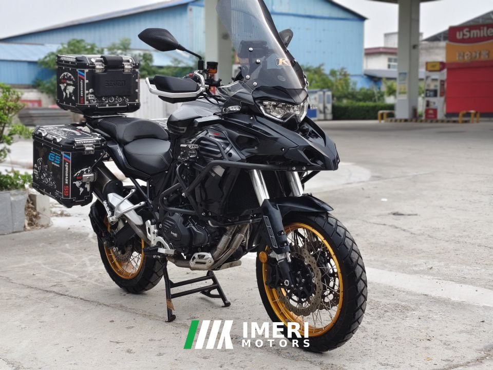 Benelli TRK552 550 cc - мотоцикл из Китая