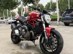 Ducati Monster 821 - фото 3
