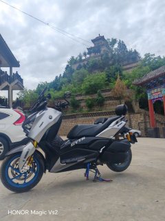 Yamaha XMAX 300 cc - фото 9