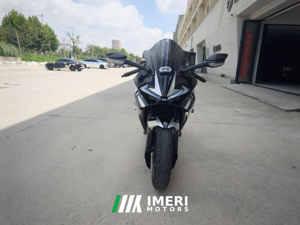 2024 CFMOTO 675SR-R