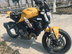 Ducati Monster 821 - фото 1
