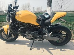 Ducati Monster 821 - фото 3