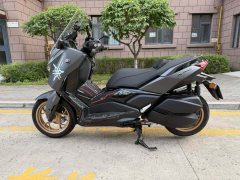 Yamaha XMAX 300 cc - фото 3
