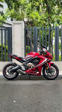 Honda CBR650R - фото 7