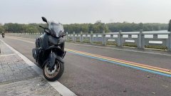 Yamaha XMAX 300 cc - фото 1