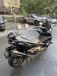KYMCO AK550 - фото 7