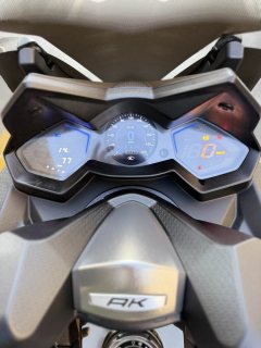 KYMCO AK550 - фото 9