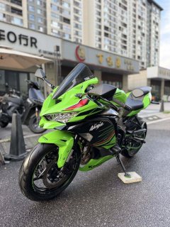 Kawasaki ZX-4R 400 cc - фото 5