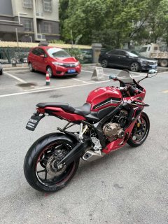 Honda CBR650R - фото 6