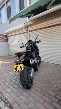 Honda X-ADV 750 - фото 1