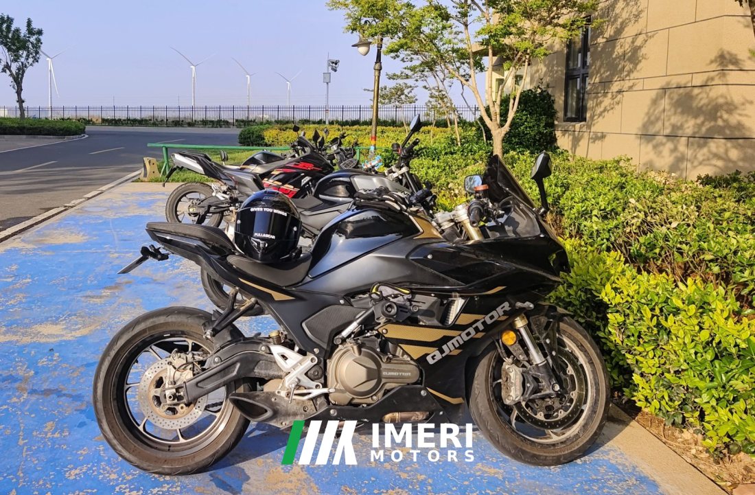 QJMOTOR Roewe i5 550 / Sai 550 *(Context-dependent, usually referring to the motorcycle "Sai 550" or Roewe car v - мотоцикл …