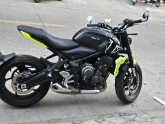 Triumph Trident 660 - фото 2