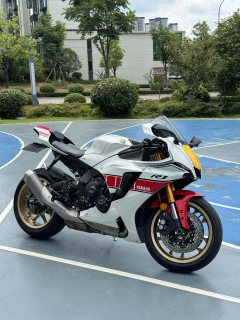 Yamaha YZF-R1 1000 cc - фото 1