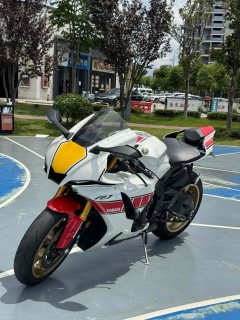 Yamaha YZF-R1 1000 cc - фото 2